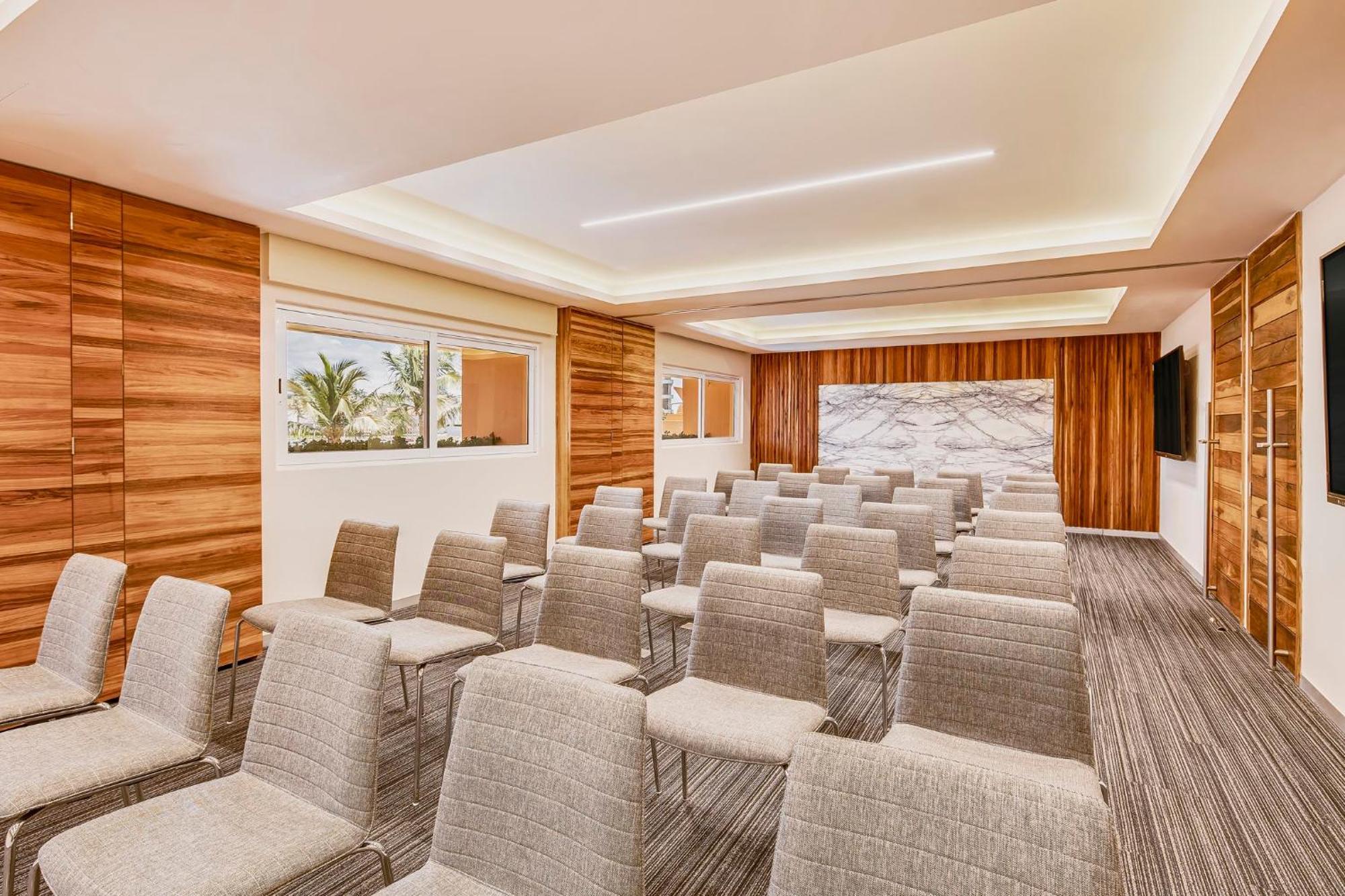 Grand Fiesta Americana Веракрус Екстер'єр фото Meeting room at the Westin Maldives