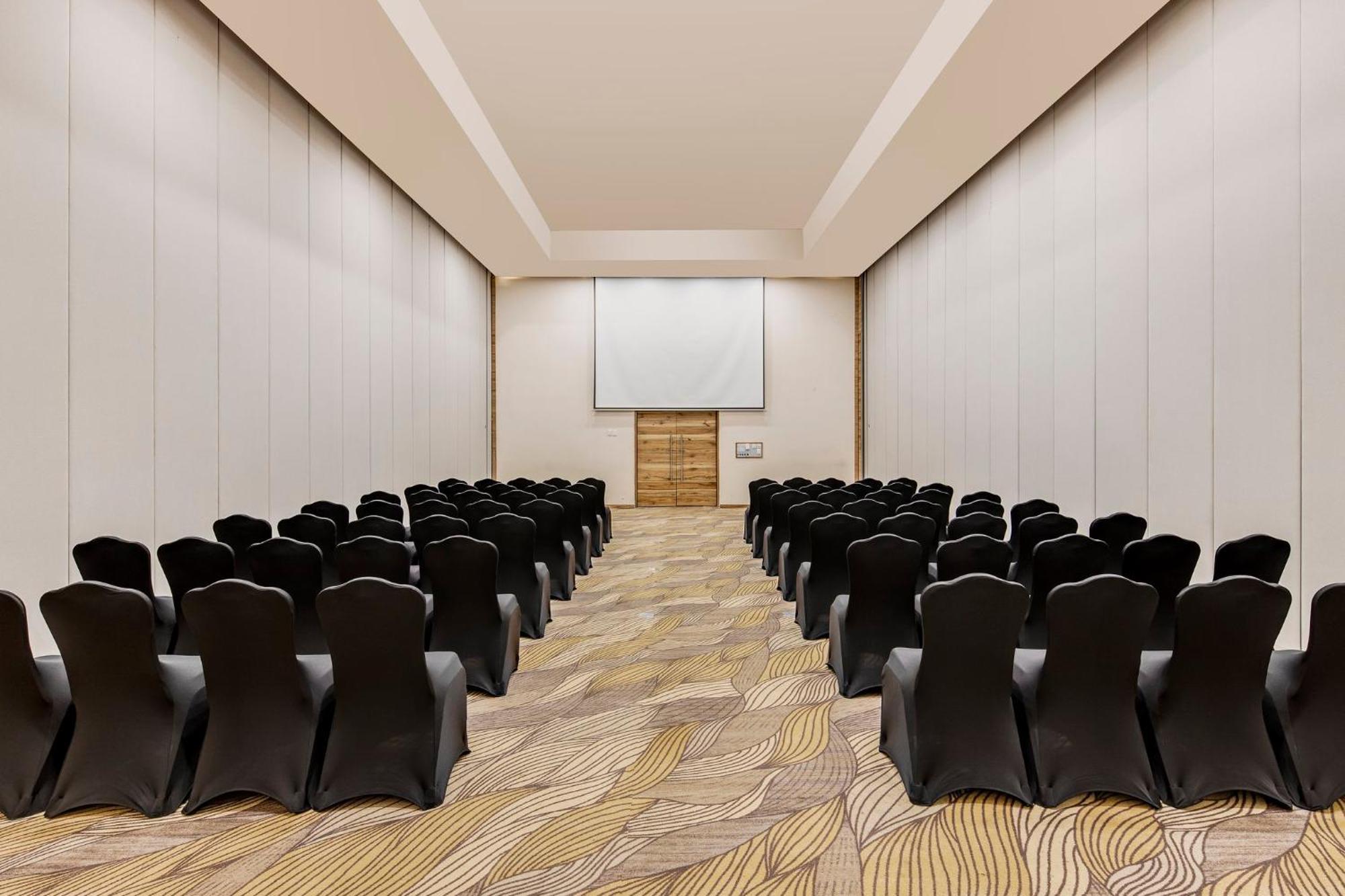 Grand Fiesta Americana Веракрус Екстер'єр фото The meeting room